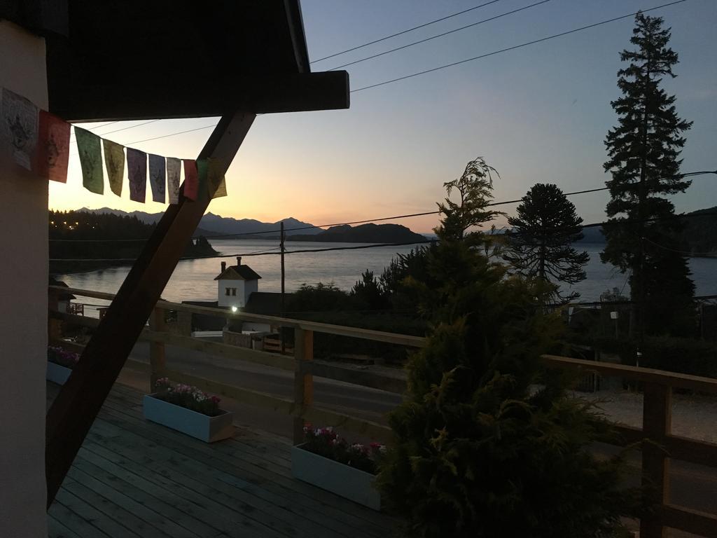 Bonita Lake House - Hostel & Bungalows San Carlos de Bariloche Exterior foto
